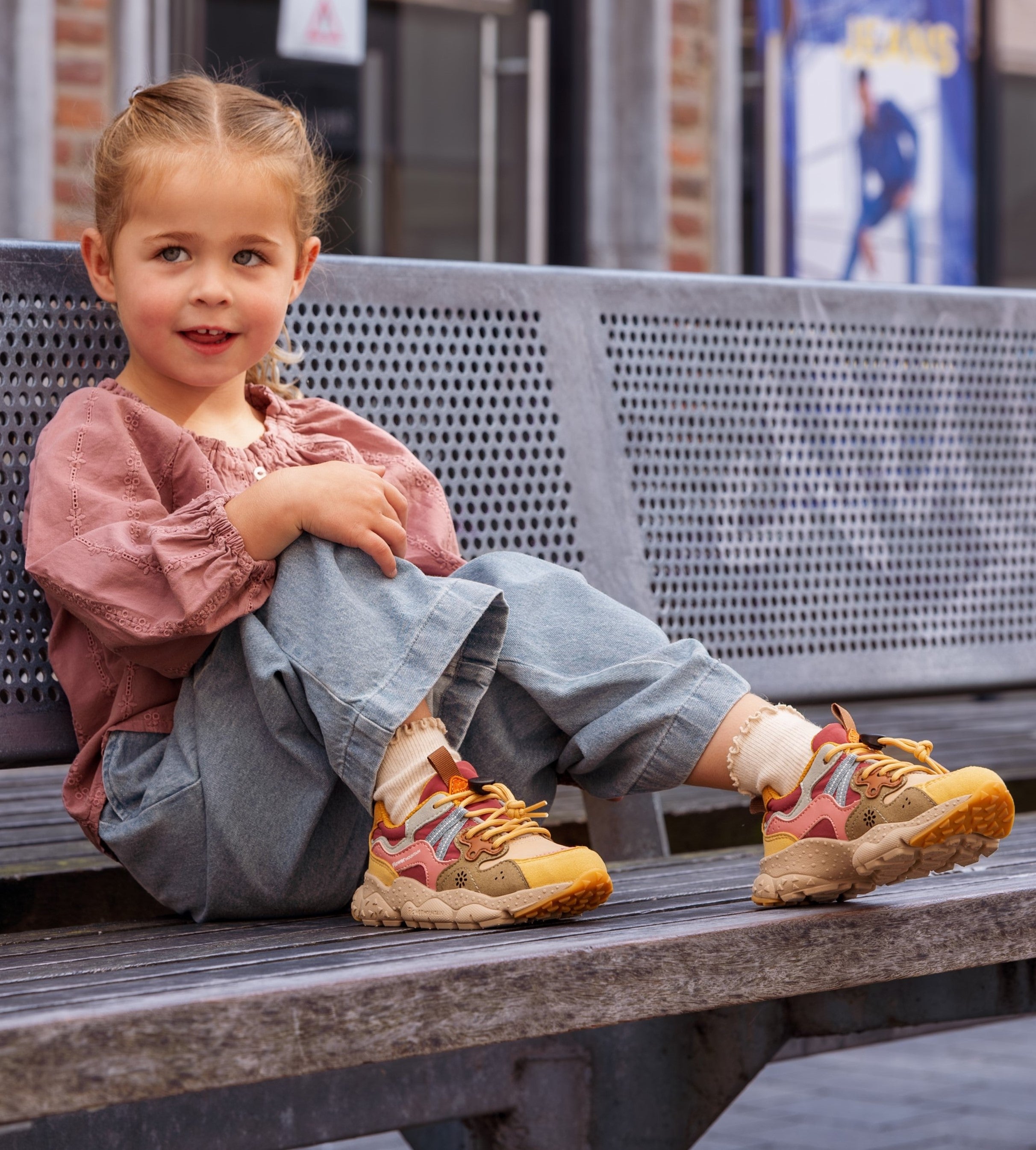 Sneakers voor kinderen bij LOU - Kwaliteitsvolle sneakers
