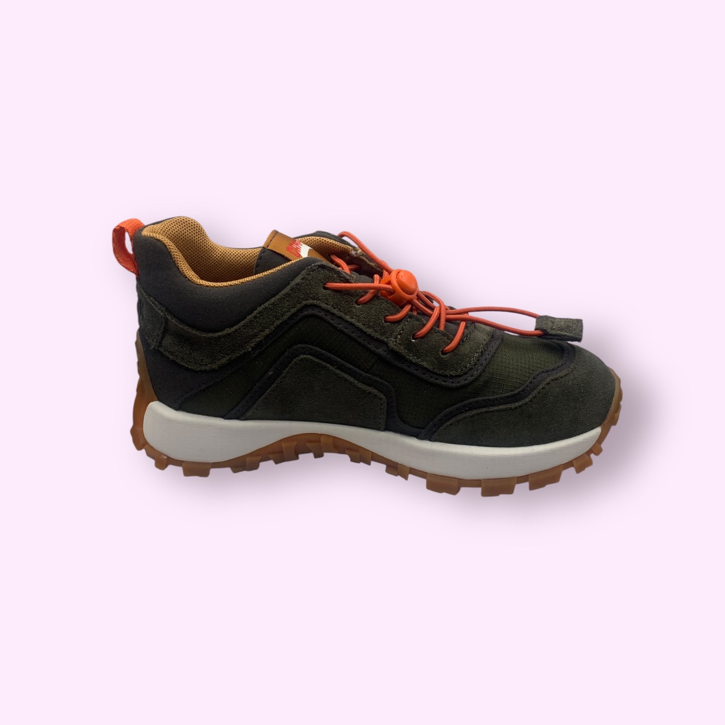 Camper - sneaker waterafstotend