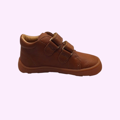 LOU kinderschoenen bisgaard bruine leren kinderschoenen met klittenband en flexibele rubberen zool
