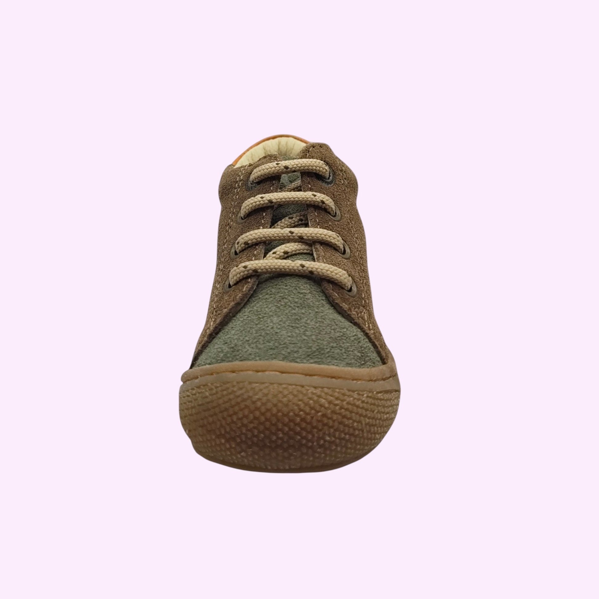 LOU kinderschoenen suède babysneakers in bruin en groen met vetersluiting en beschermende rubberen neus