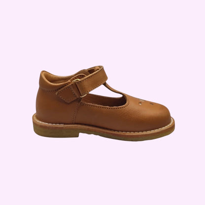 LOU kinderschoenen cognacbruine leren T-strap kinderschoentjes met hartvormige uitsparingen en klittenbandsluiting